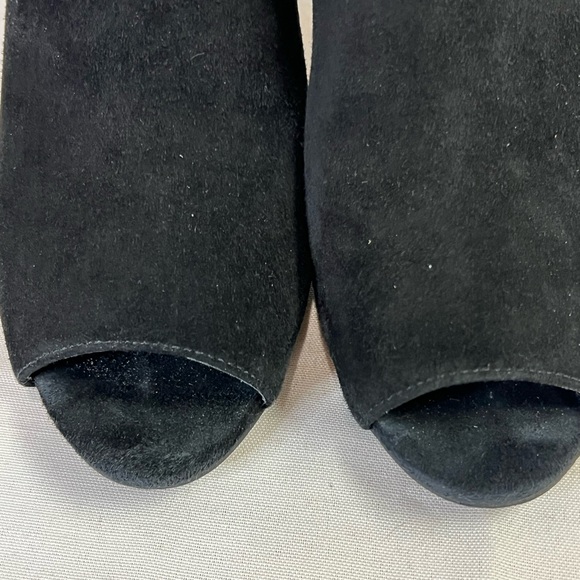Marc Fisher black suede style Serenity peep toe high heel zipper bootie 8 1/2 - Picture 8 of 16
